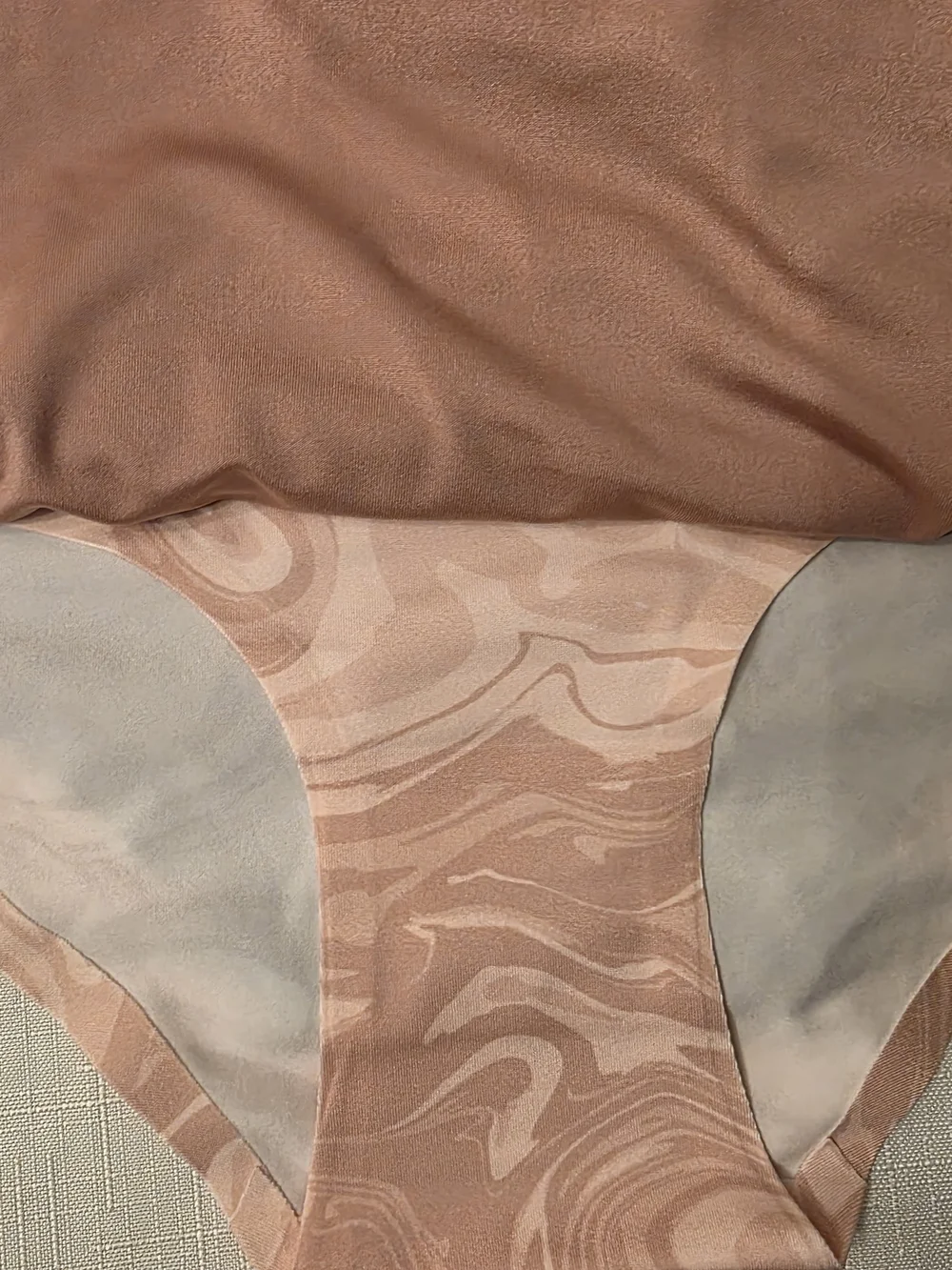 NWT 4 Pack Tahari Women's Laser Cut Hipster Panty in Rust Multi (XL)